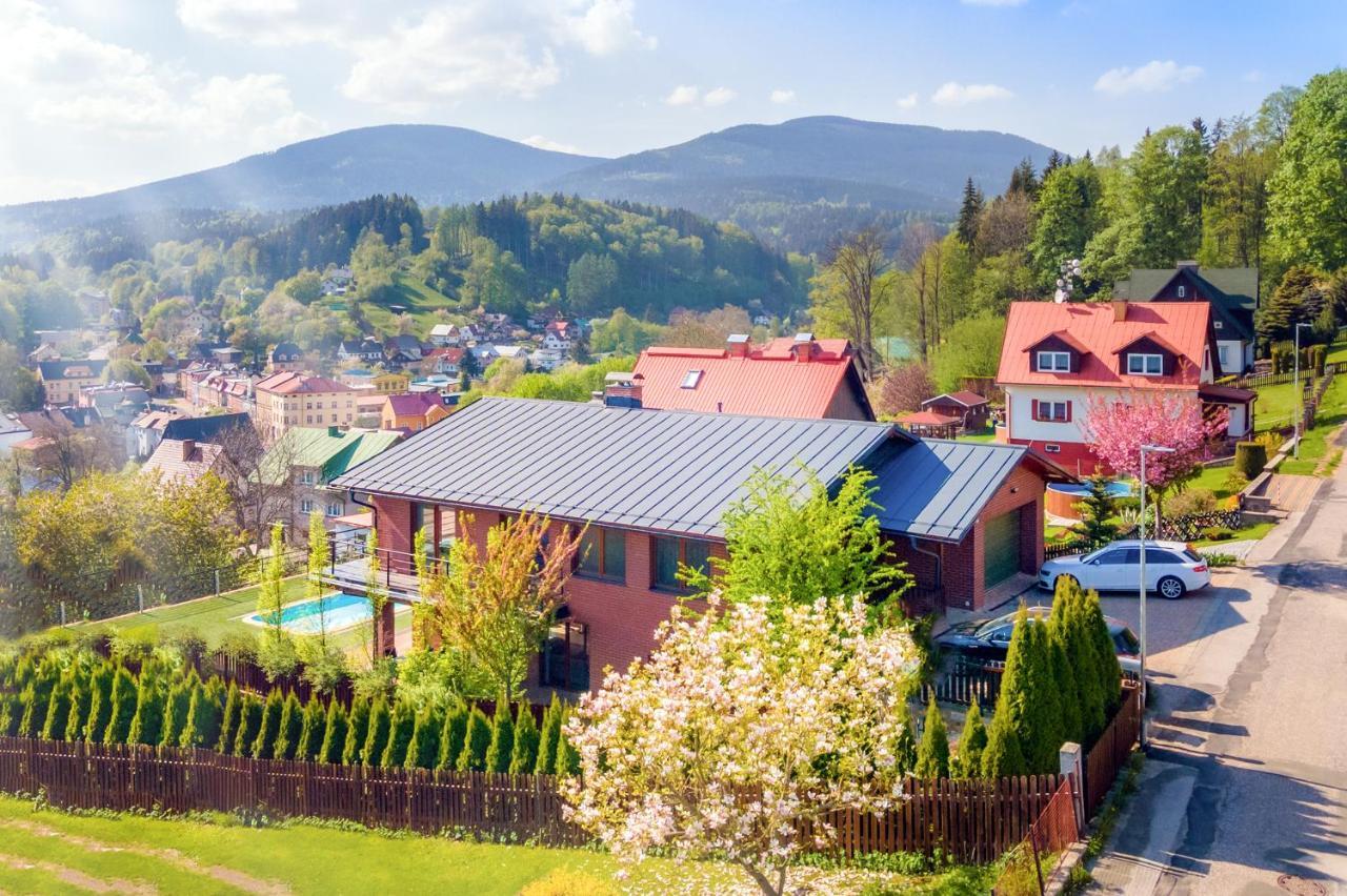Vila Sluneční stráň Svoboda nad Úpou Esterno foto